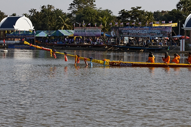 Phimai boat races-036